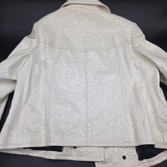 Burberry Women's Cream Double-Breasted Jacket - Picture 7 of 10